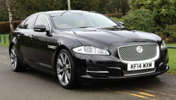 2014/14 Stunning XJ 3.0 V6 Supercharged Petrol "Premium Luxury" 340HP, Only 19900 Miles From New