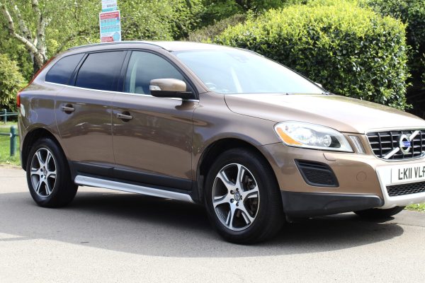 A Stunning 2011/11 Volvo XC60 T6 3.0 AWD Petrol Se Lux Premium Automatic Low Mileage SUV