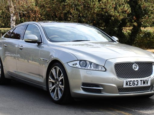 A Beautiful 2013/63 Jaguar XJ 3.0 V6 Supercharged Premium Luxury, Petrol with only 26000 Miles From New.